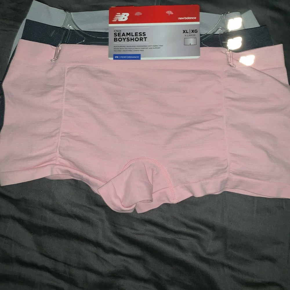 New balance seamless boy shorts brand new S|M|L|XL